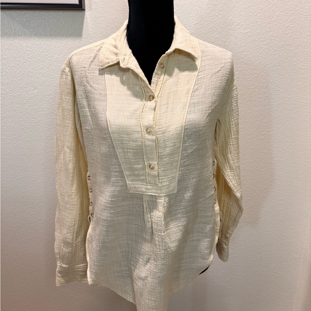 Anthropologie yellow Textured Button-Front Long-Sleeve Shirt